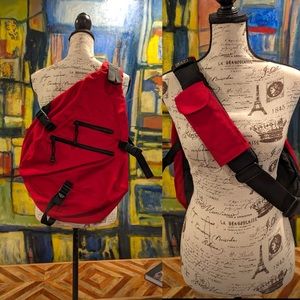 Vintage GAP sling bag - red